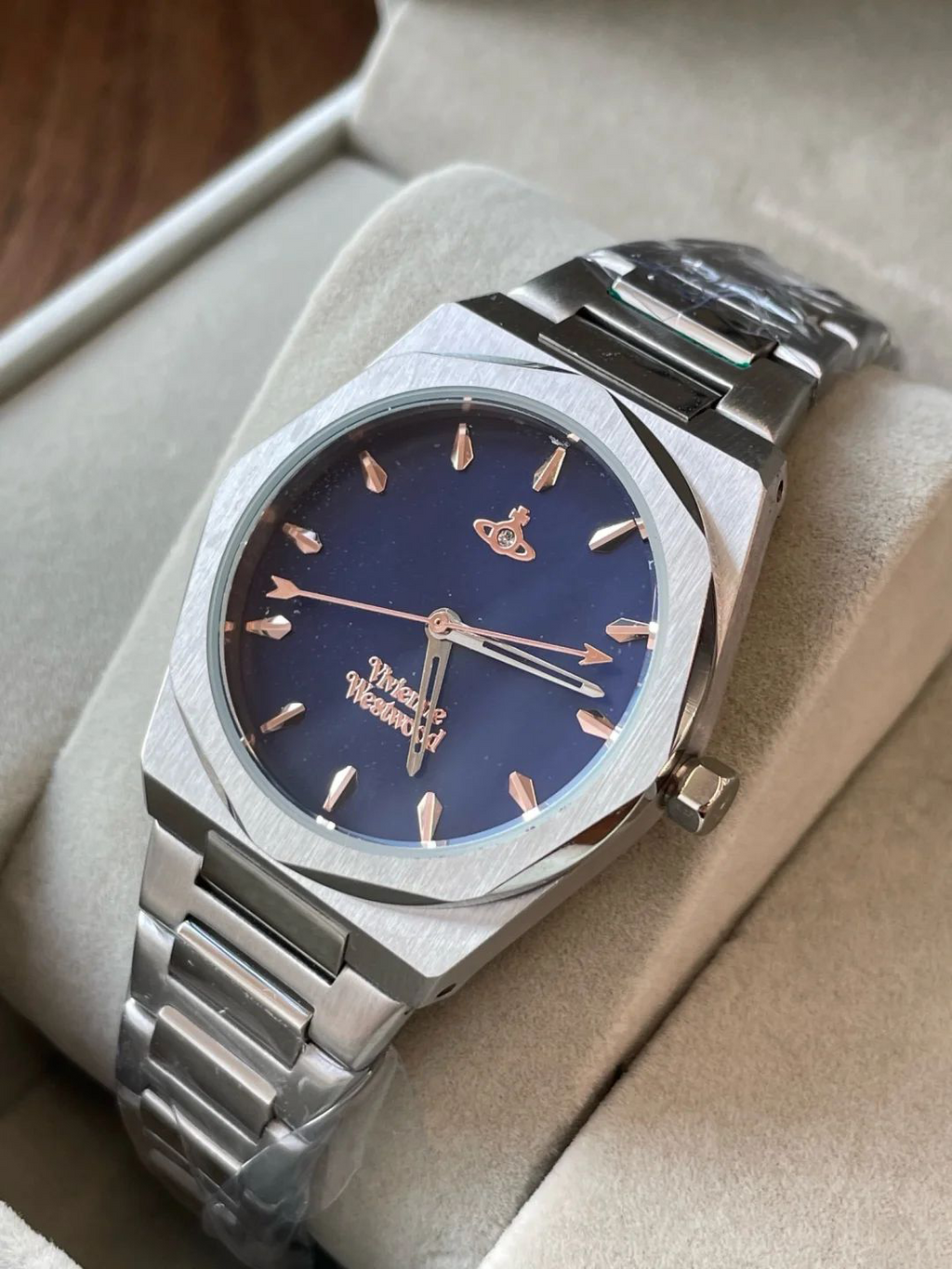 Limehouse Blue 34mm Watch VV244DBLSL