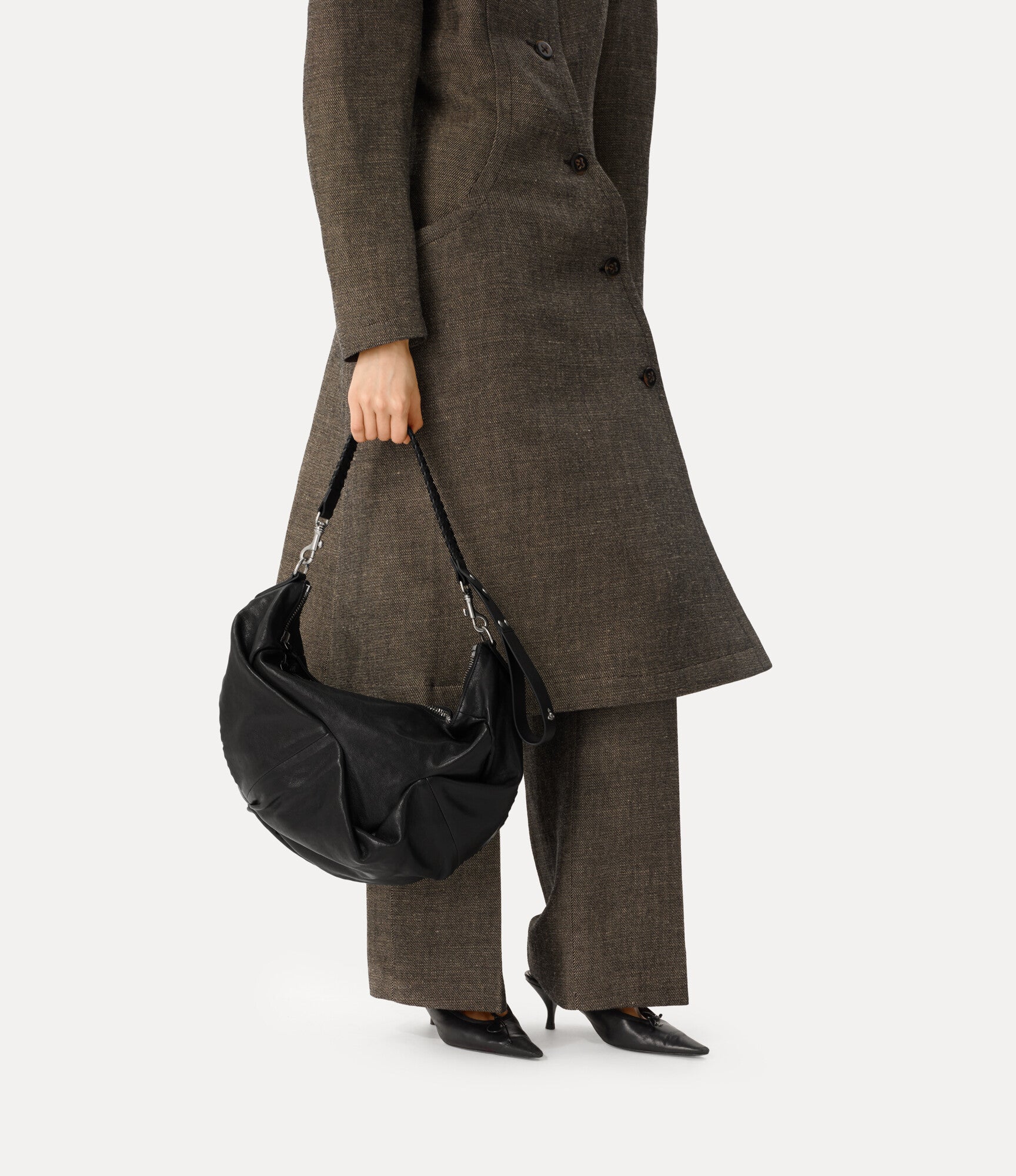 Agnes Medium Shoulder Bag 2