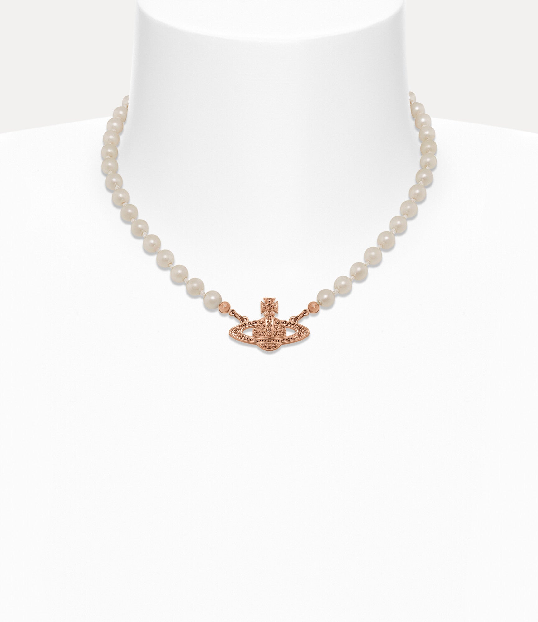 Mini Bas Relief Pearl Choker