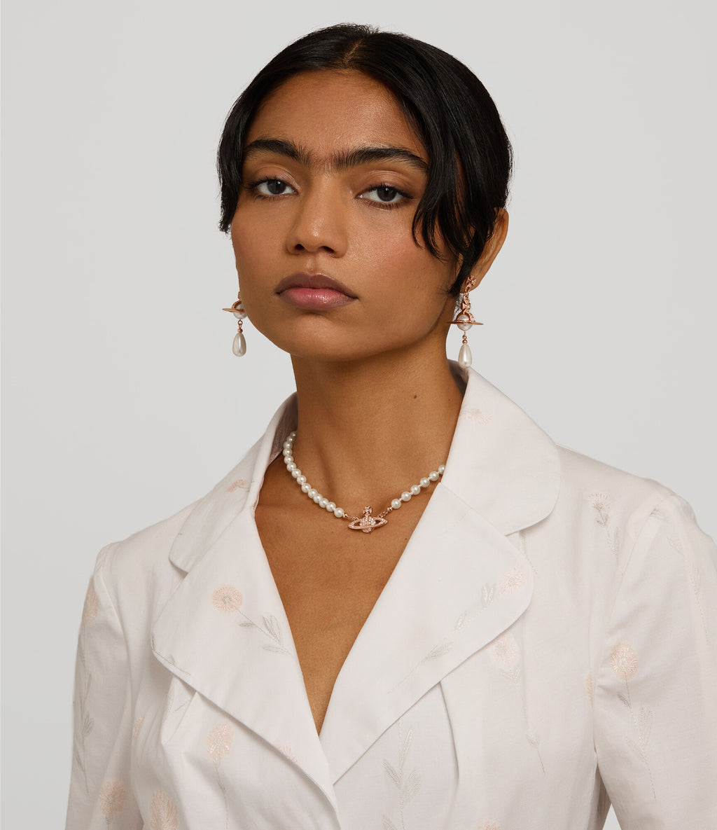 Mini Bas Relief Pearl Choker 2