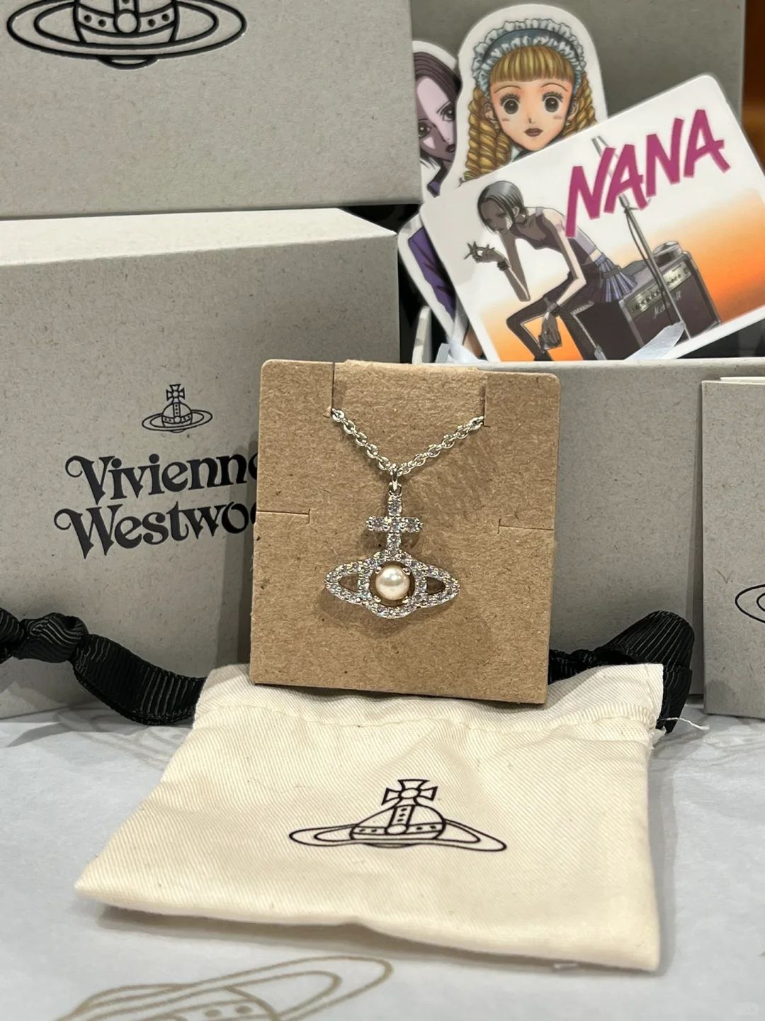Olympia Pearl Pendant Necklace Silver White 6482WH