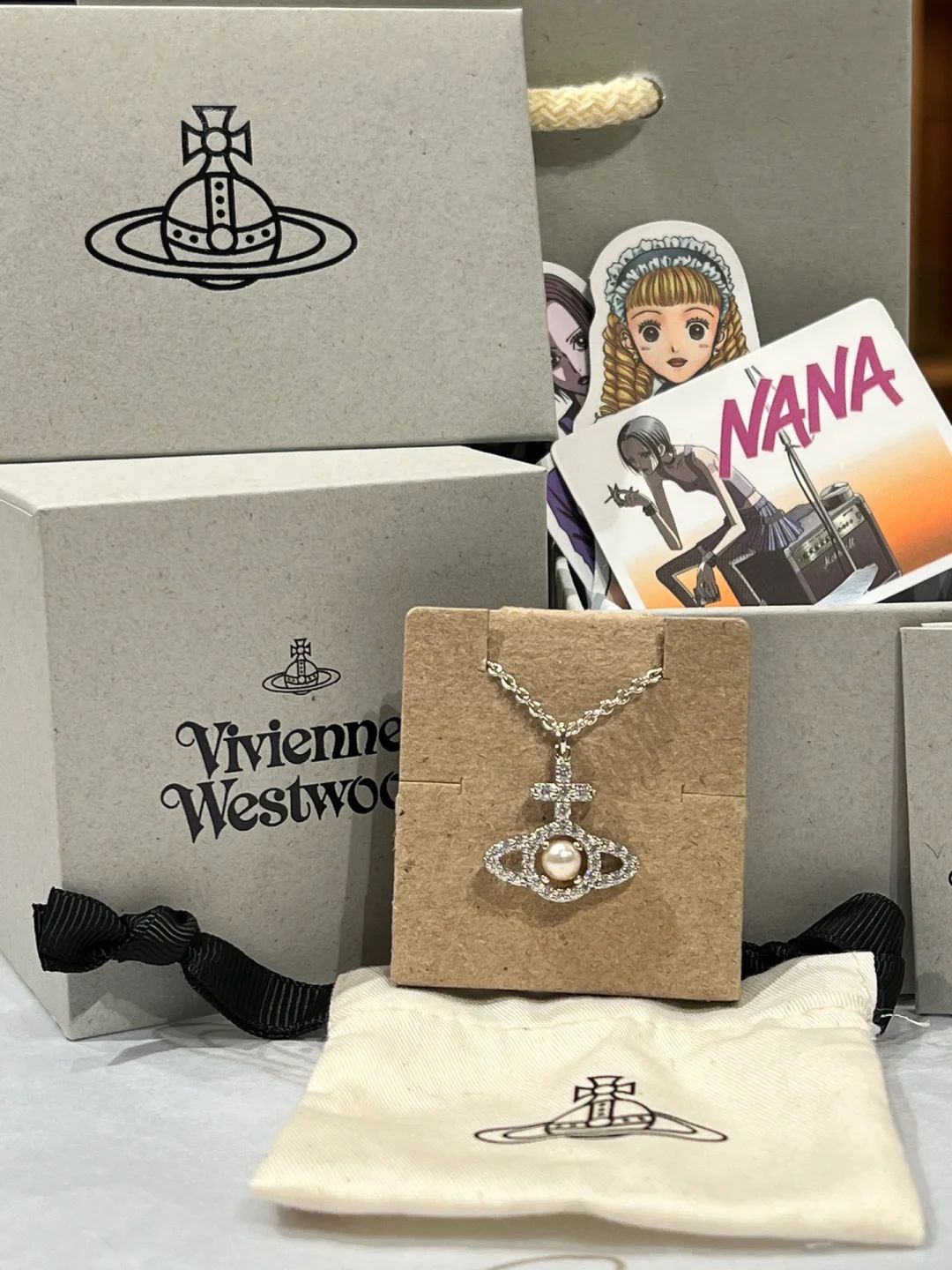 Olympia Pearl Pendant Necklace Silver White 6482WH
