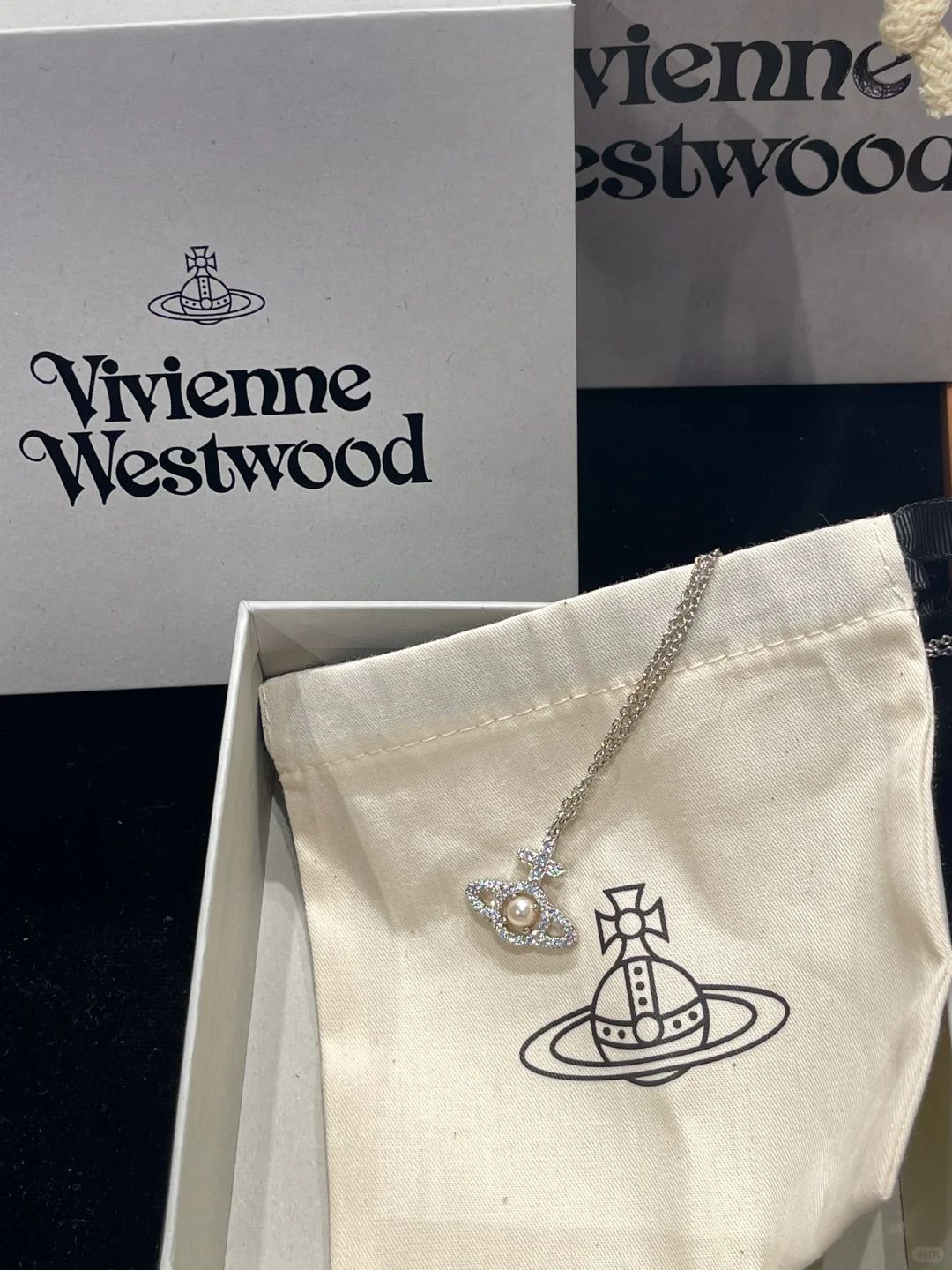 Olympia Pearl Pendant Necklace Silver White 6482WH