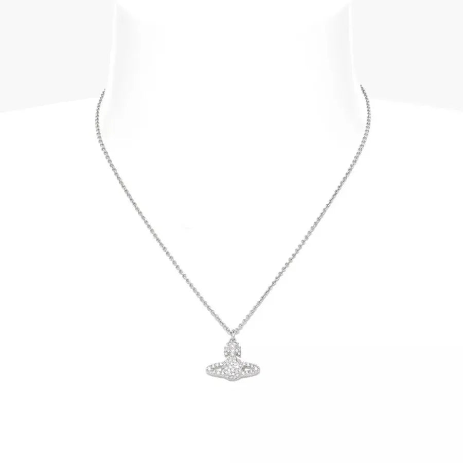 Grace Bas Relief Pendant Silver Necklace 6213